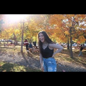 Meet your Posher, Elleanna